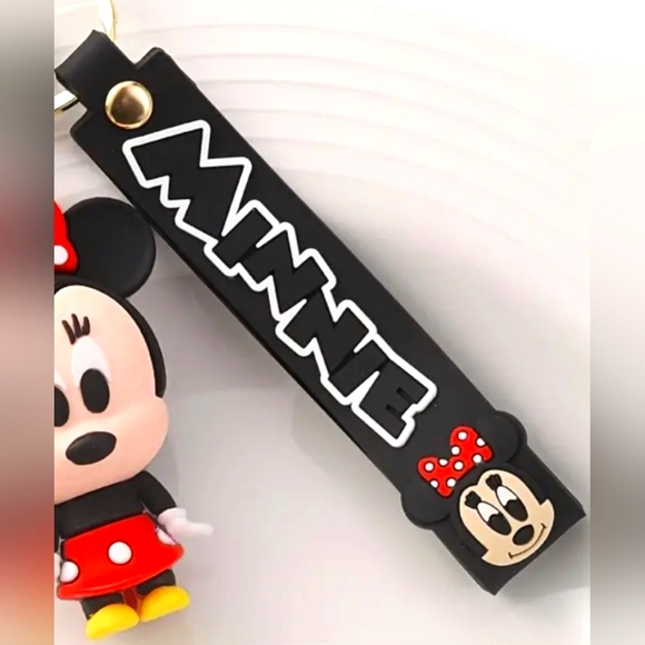 Minnie Mouse Keychain - Picture 3 of 3